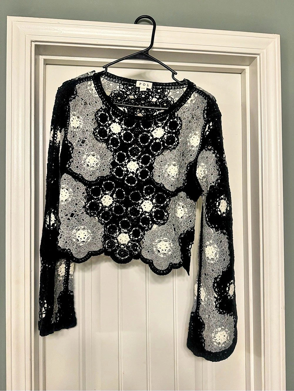 POL Black & White Floral Crochet Sweater Like New